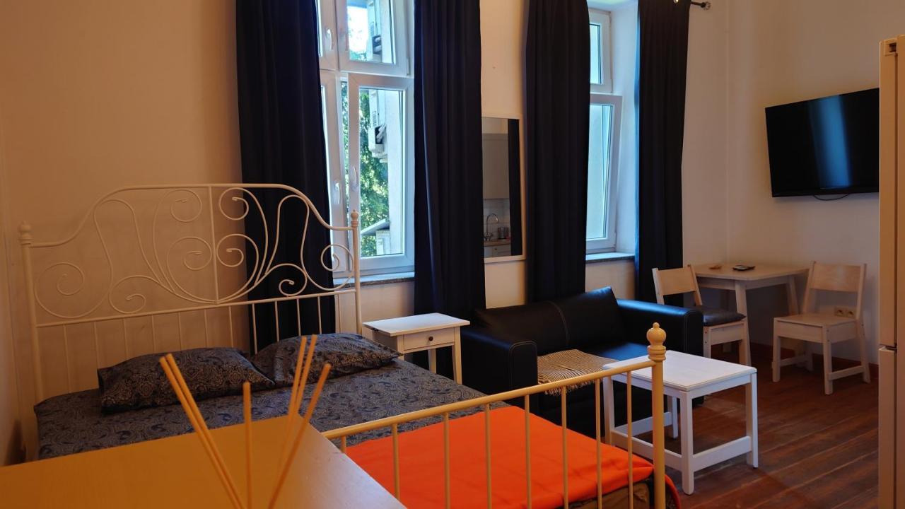 Apartamenty Przy Stonehenge Sosnowiec Buitenkant foto