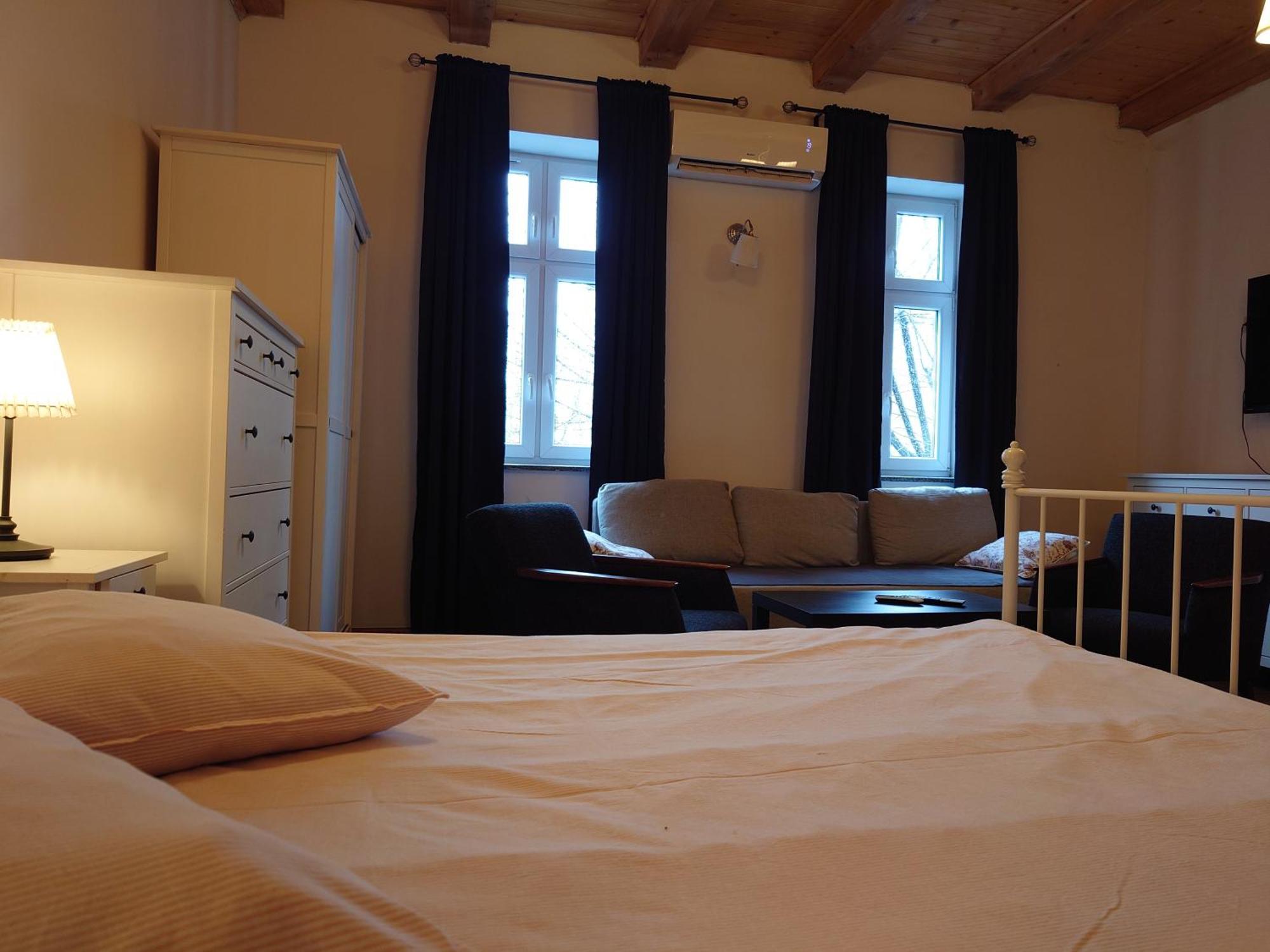 Apartamenty Przy Stonehenge Sosnowiec Kamer foto