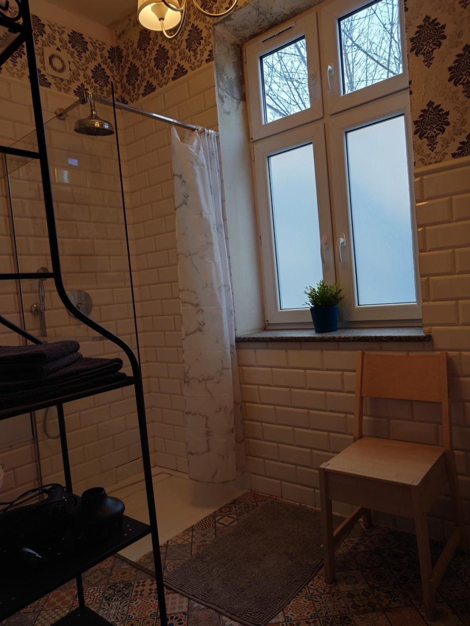 Apartamenty Przy Stonehenge Sosnowiec Kamer foto