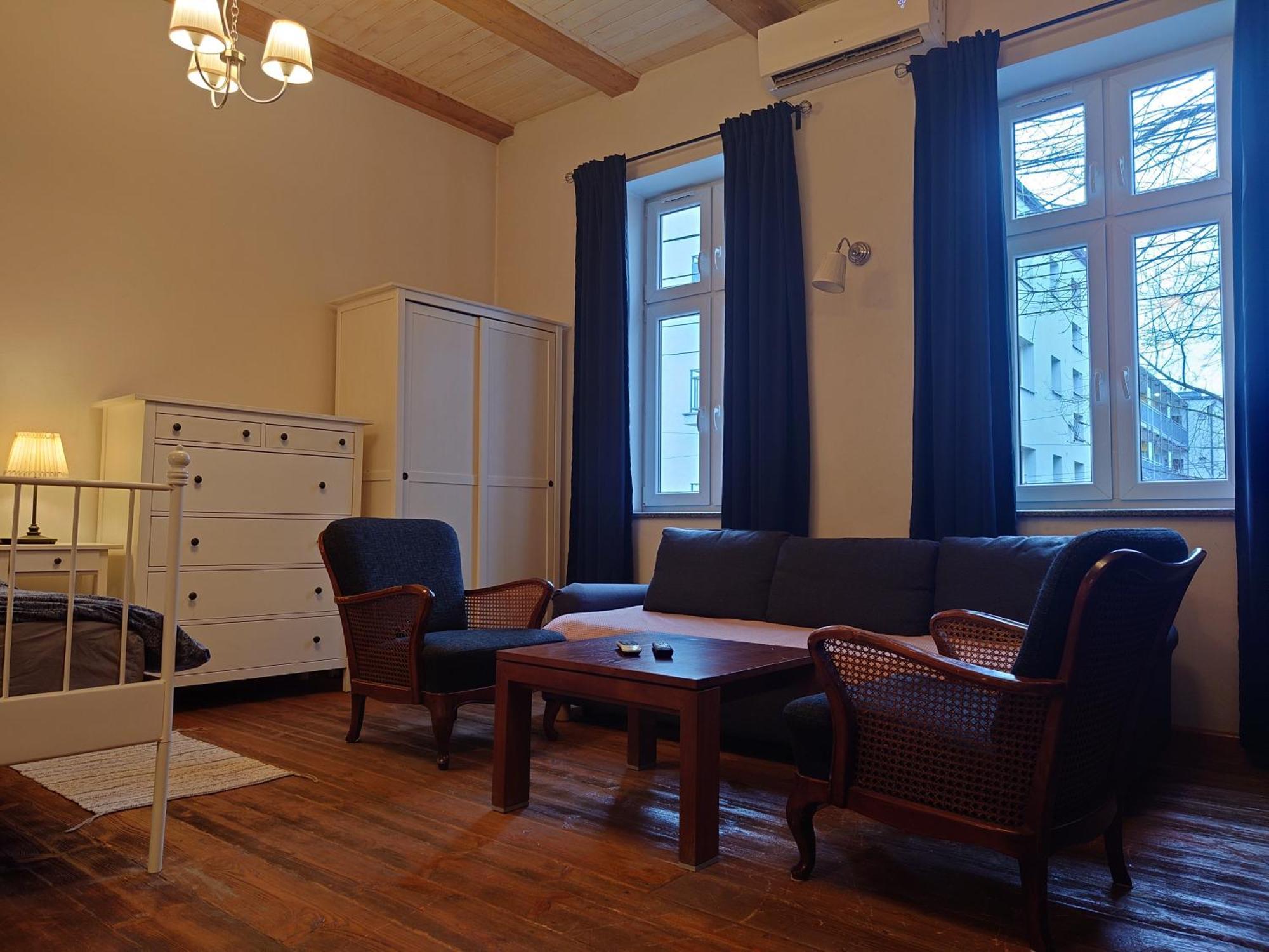 Apartamenty Przy Stonehenge Sosnowiec Kamer foto