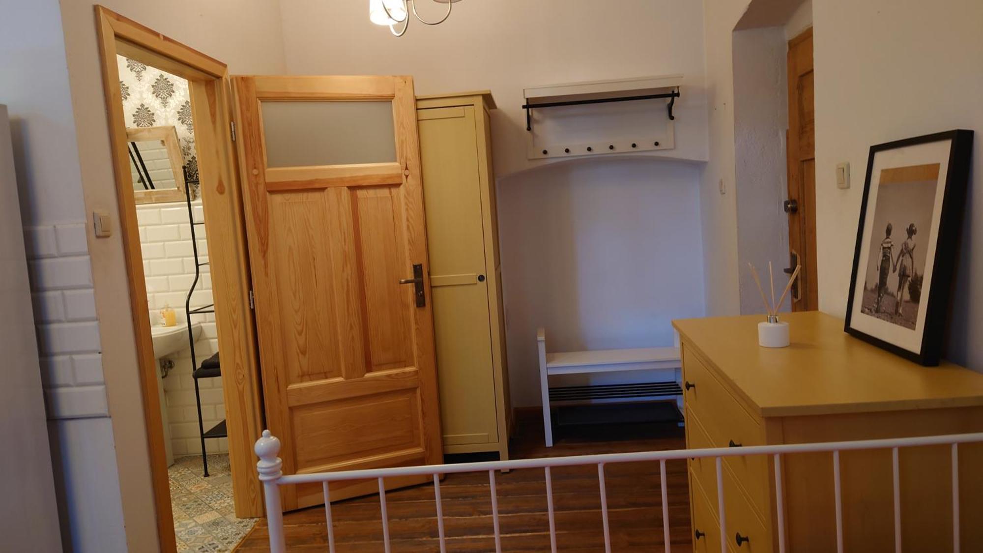 Apartamenty Przy Stonehenge Sosnowiec Kamer foto